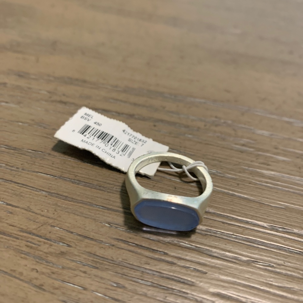 Kendra Scott ring size 7